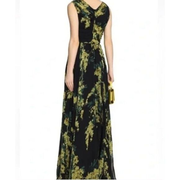 NWOT Dolce&gabbana Floral Print Silk Gown Size 38 - Picture 2 of 9